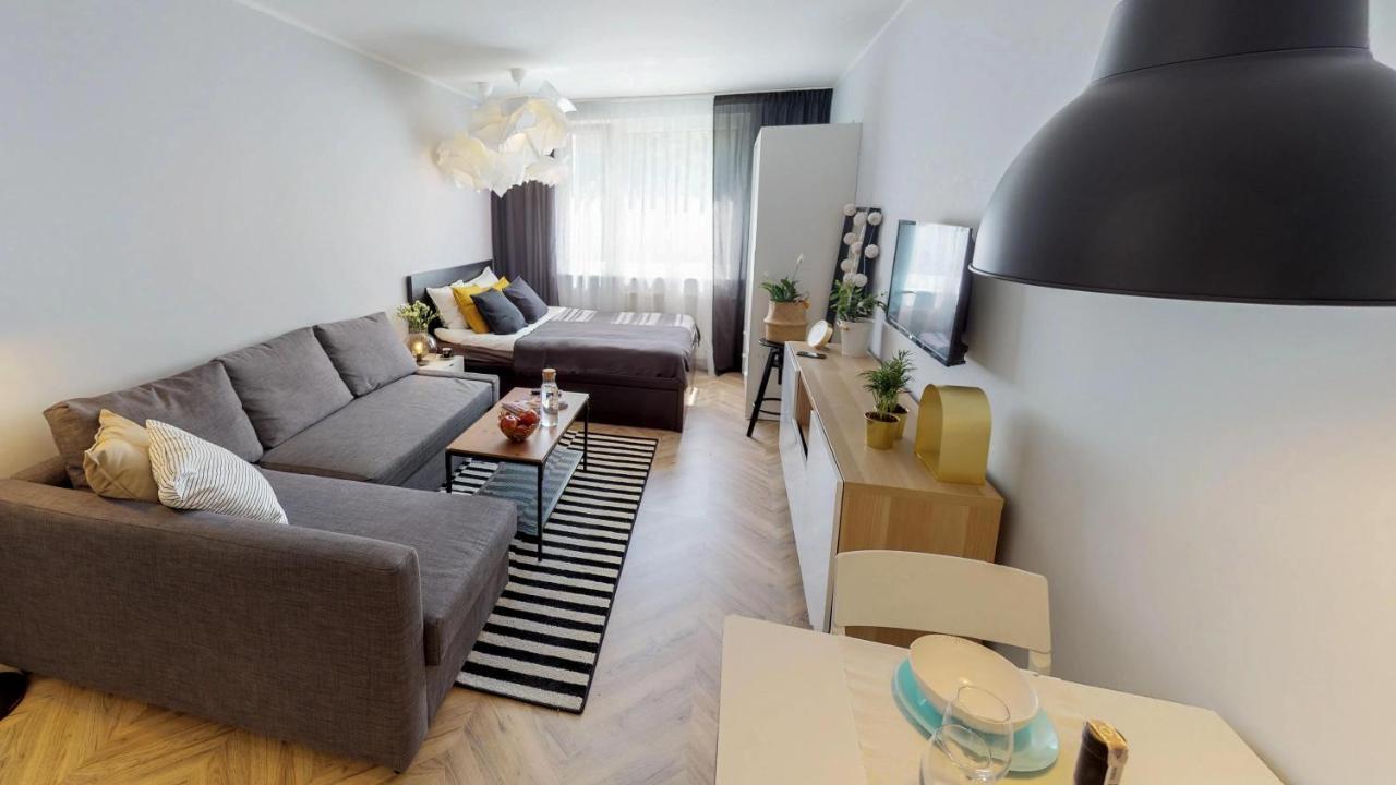 Basesopot Apartment Luaran gambar
