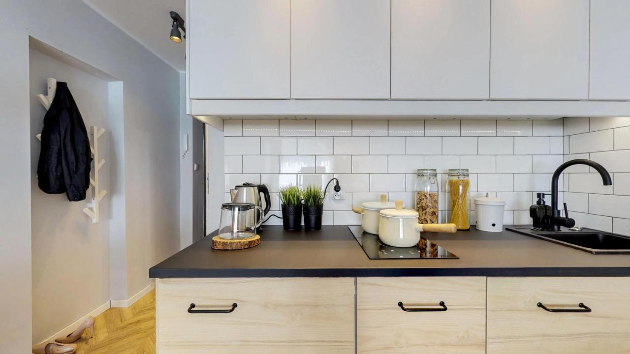 Basesopot Apartment Luaran gambar