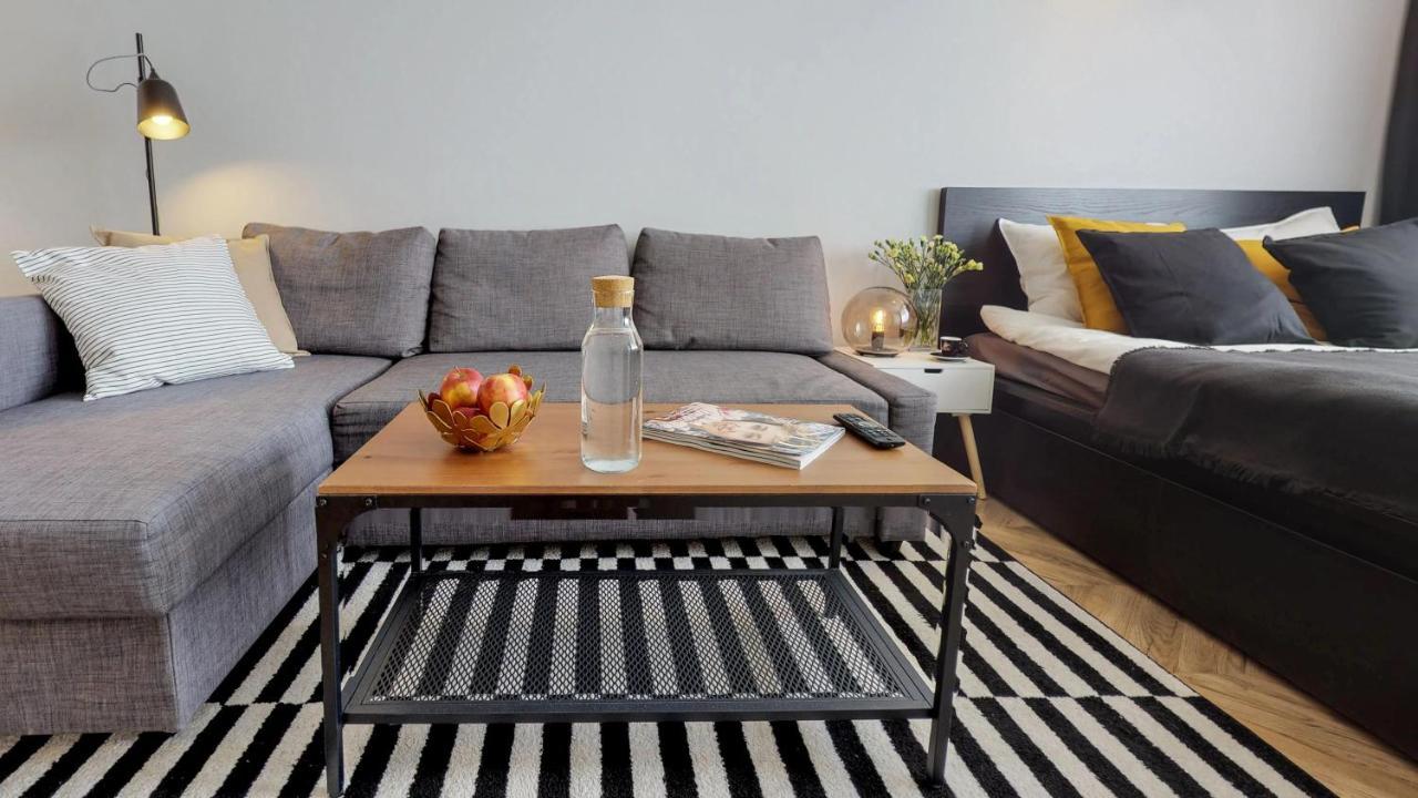 Basesopot Apartment Luaran gambar